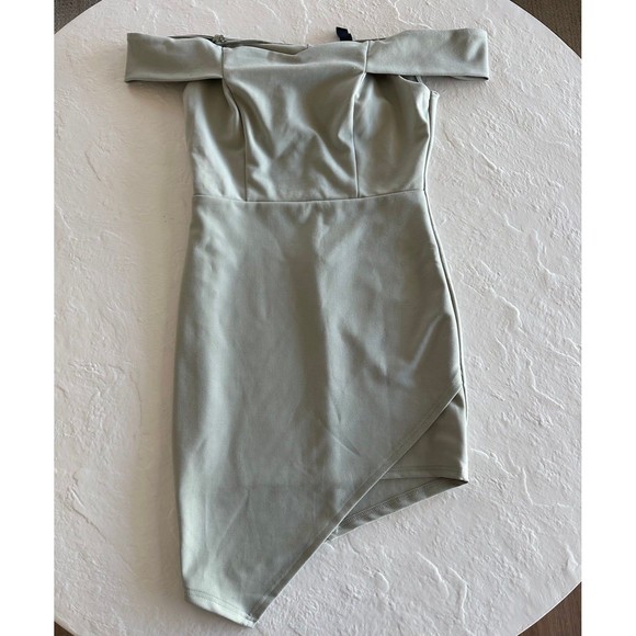 Windsor Sage Padded Off Shoulder Asymmetrical Dress - Picture 1 of 12